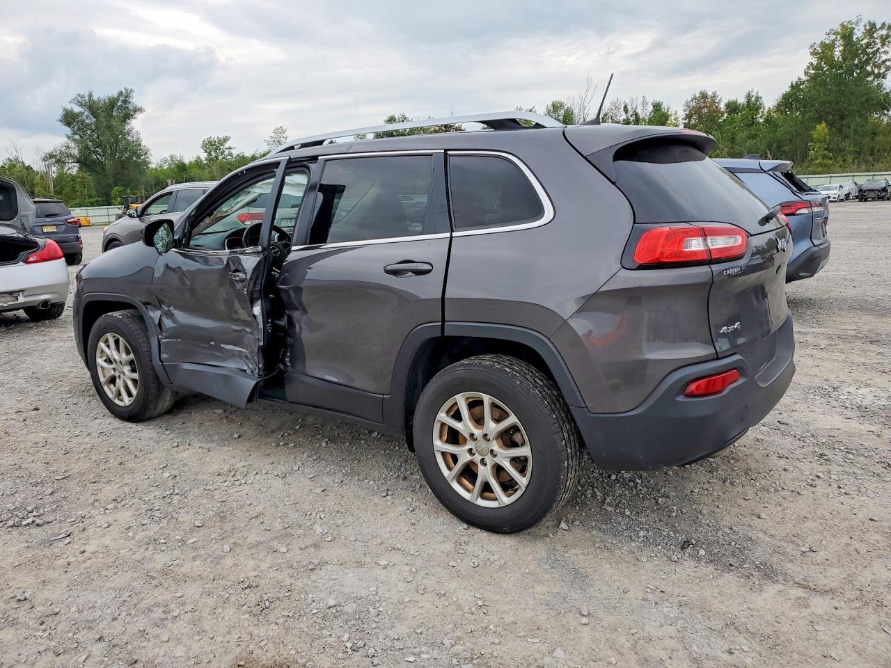 2018 JEEP CHEROKEE LATITUDE PLUS — Фото 2 из 13