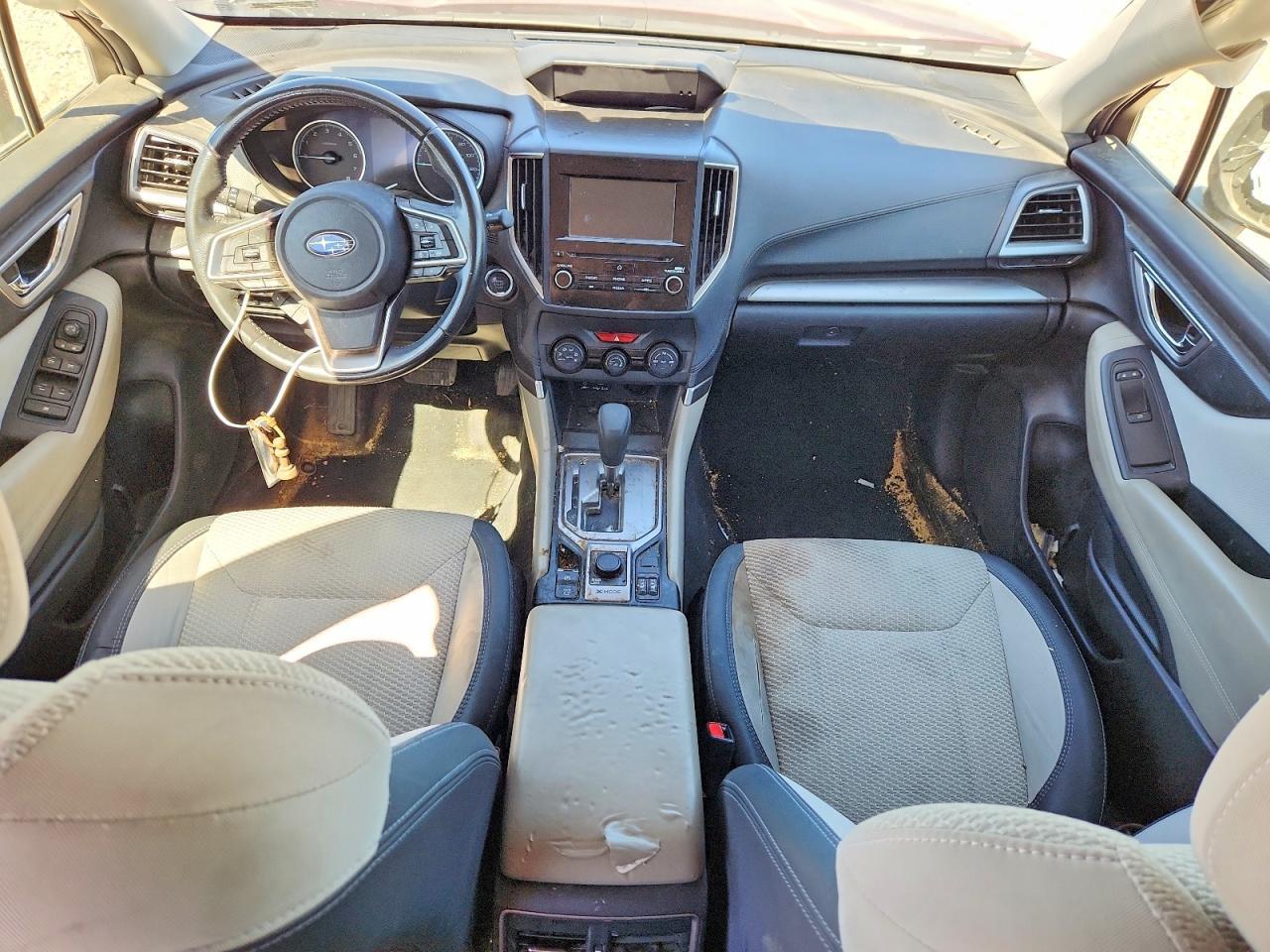 2021 SUBARU FORESTER PREMIUM — Фото 8 из 12
