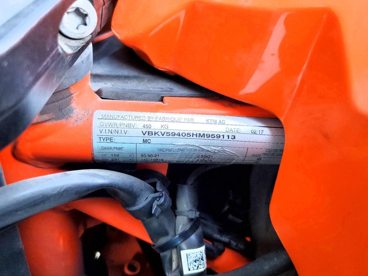 VBKV59405HM959113 2017 KTM 1290 photo no. 9