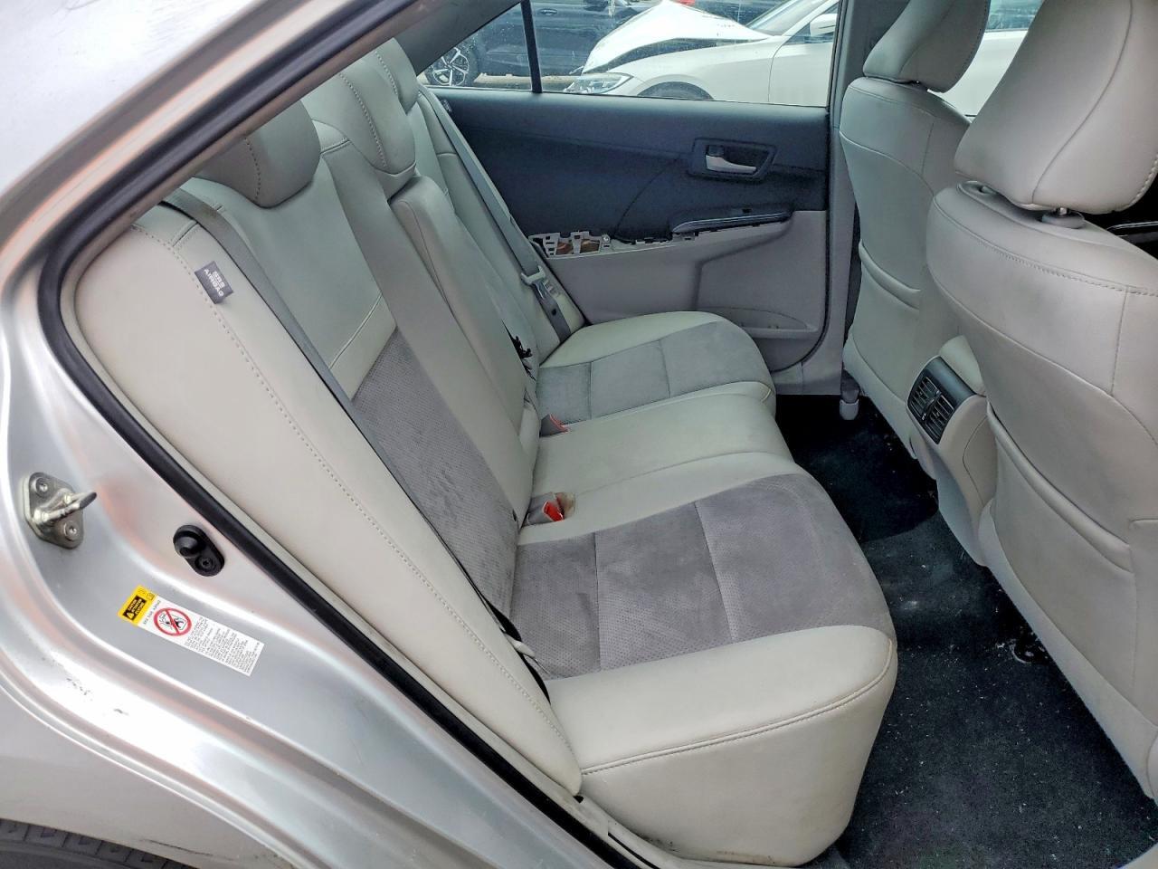 2014 TOYOTA CAMRY LE — Фото 10 из 12