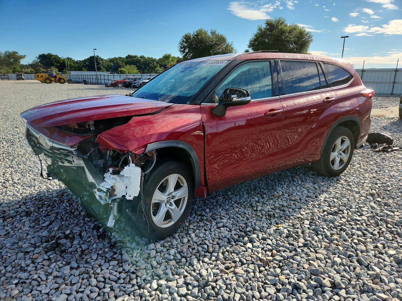 2021 TOYOTA HIGHLANDER LE