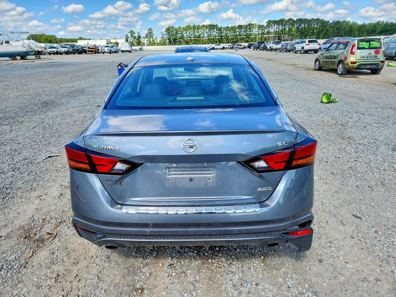 2019 NISSAN ALTIMA SL — Фото 6 из 12