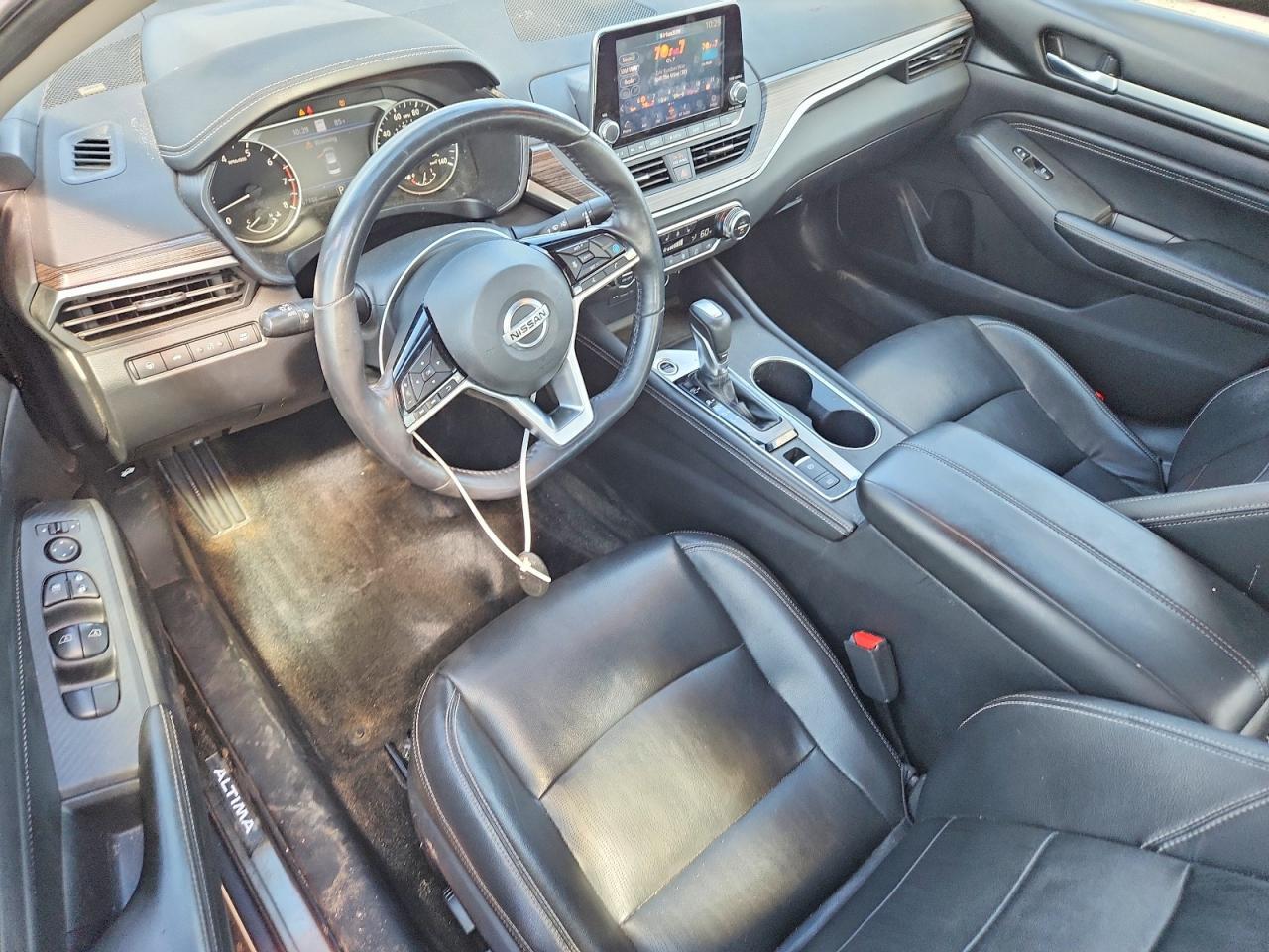 2019 NISSAN ALTIMA SL — Фото 8 из 12
