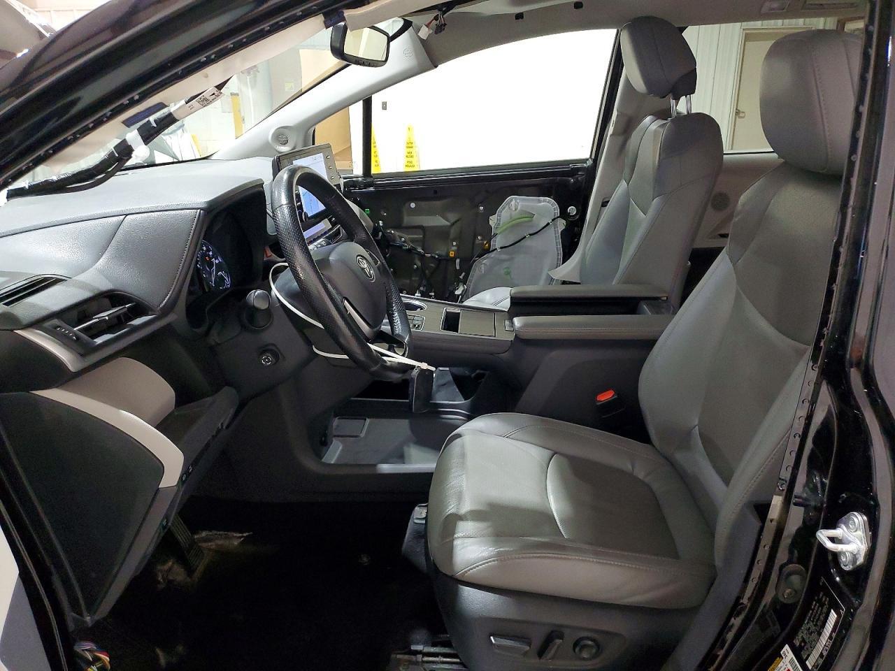 2022 TOYOTA SIENNA LIMITED 7-PASSENGER — Фото 7 из 14
