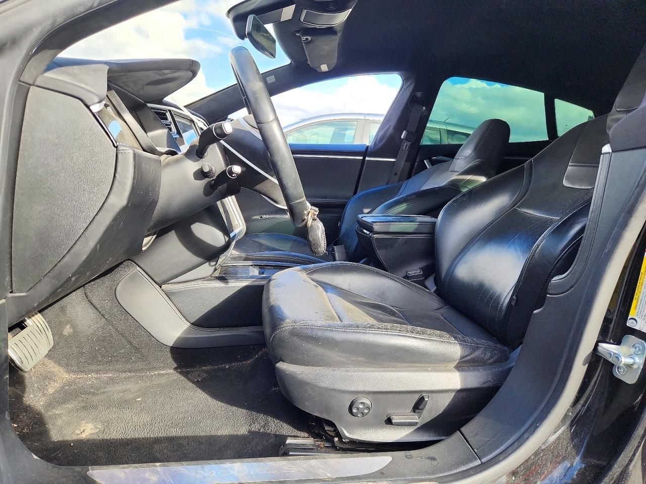 2015 TESLA MODEL S P85D — Фото 7 из 12