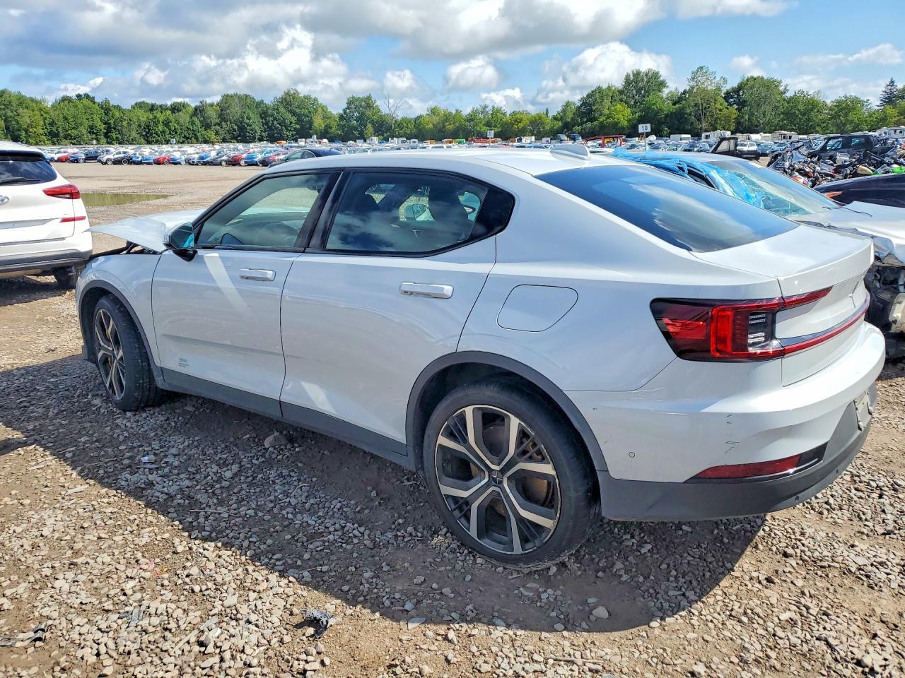 YSMET3KA7PL135557 2023 POLESTAR 2 photo no. 2