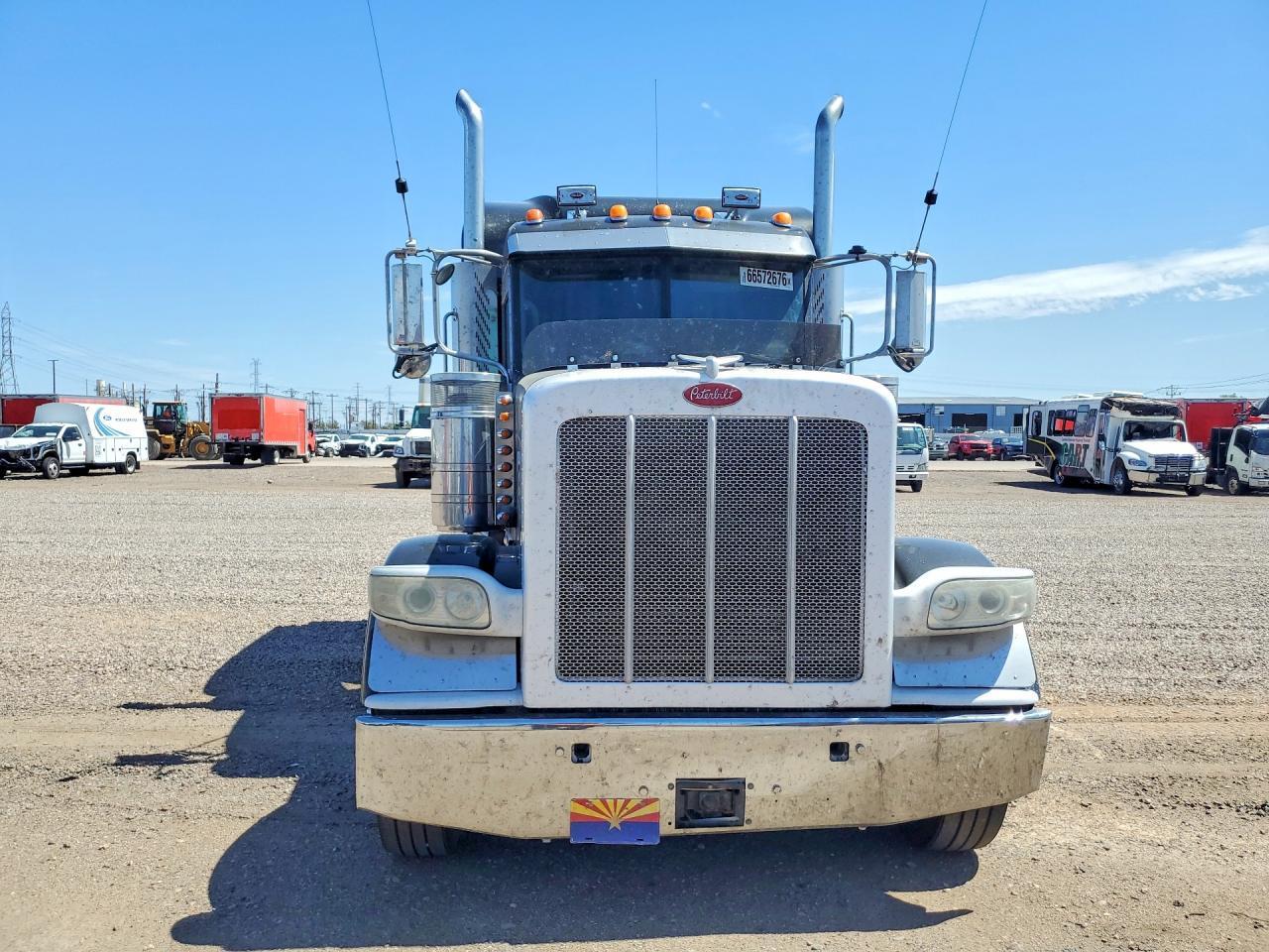 2013 PETERBILT 388 SEMI TRUCK — Фото 5 из 13