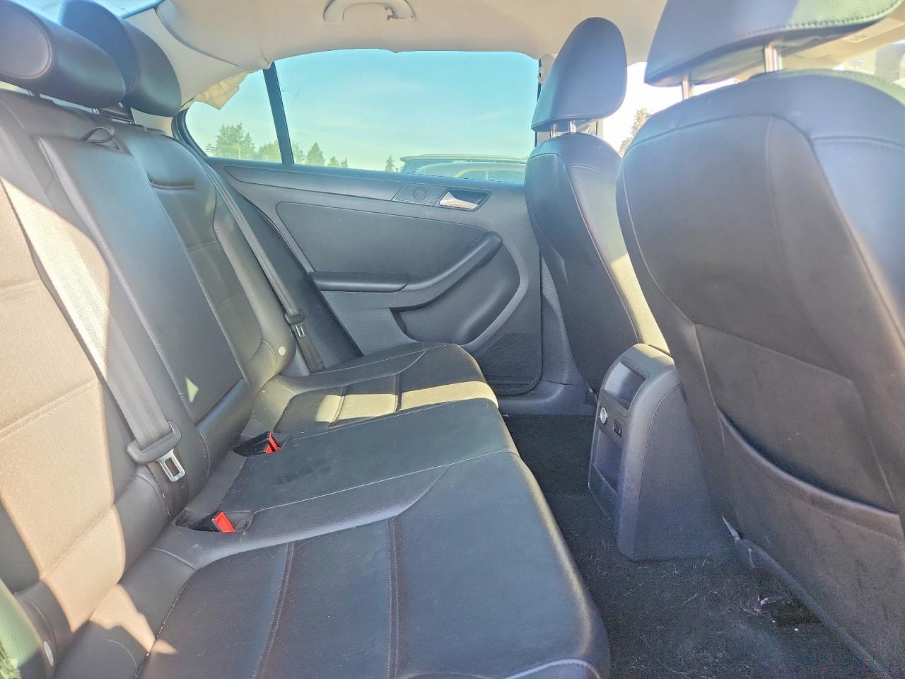 2014 VOLKSWAGEN JETTA SE — Фото 10 из 12