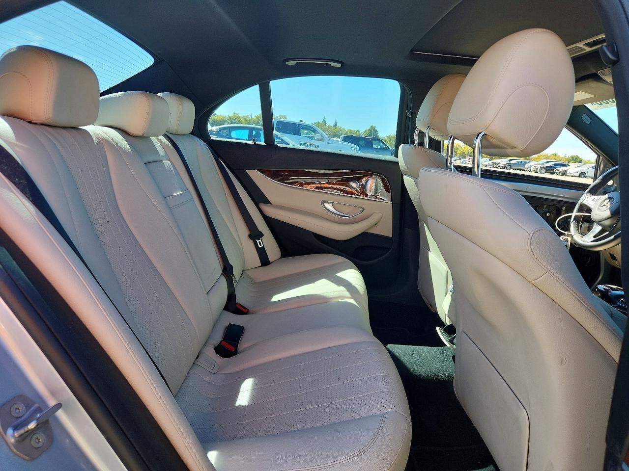 2018 MERCEDES-BENZ E 300 4MATIC — Фото 10 из 13