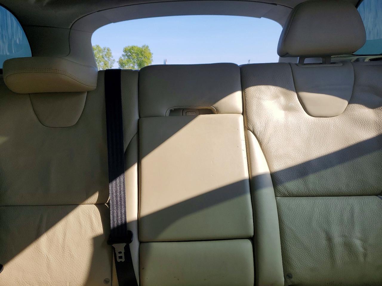 2014 VOLVO XC60 3.2 — Фото 10 из 13
