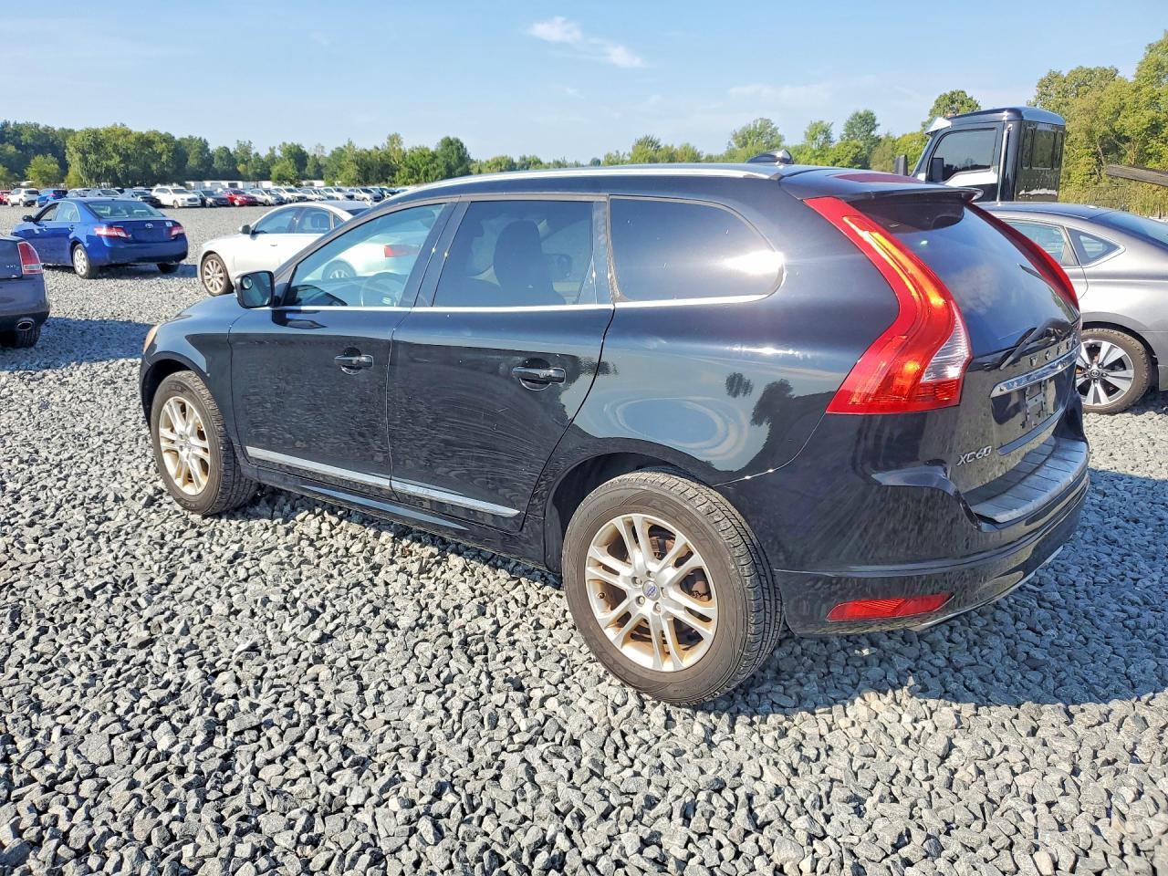 2014 VOLVO XC60 3.2 — Фото 2 из 13
