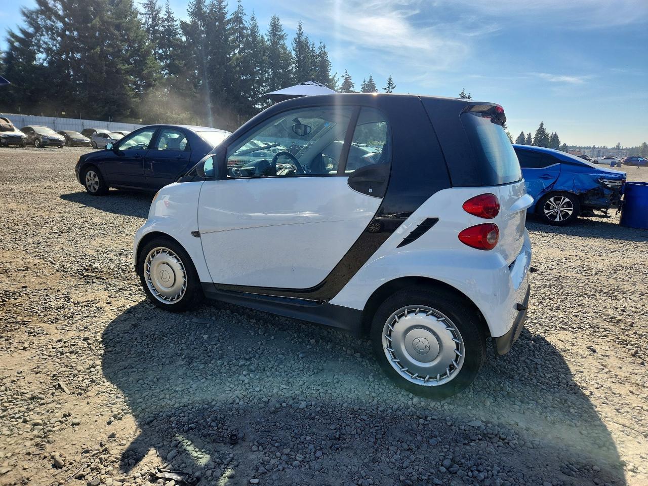 2013 SMART FORTWO PURE — Фото 2 из 12