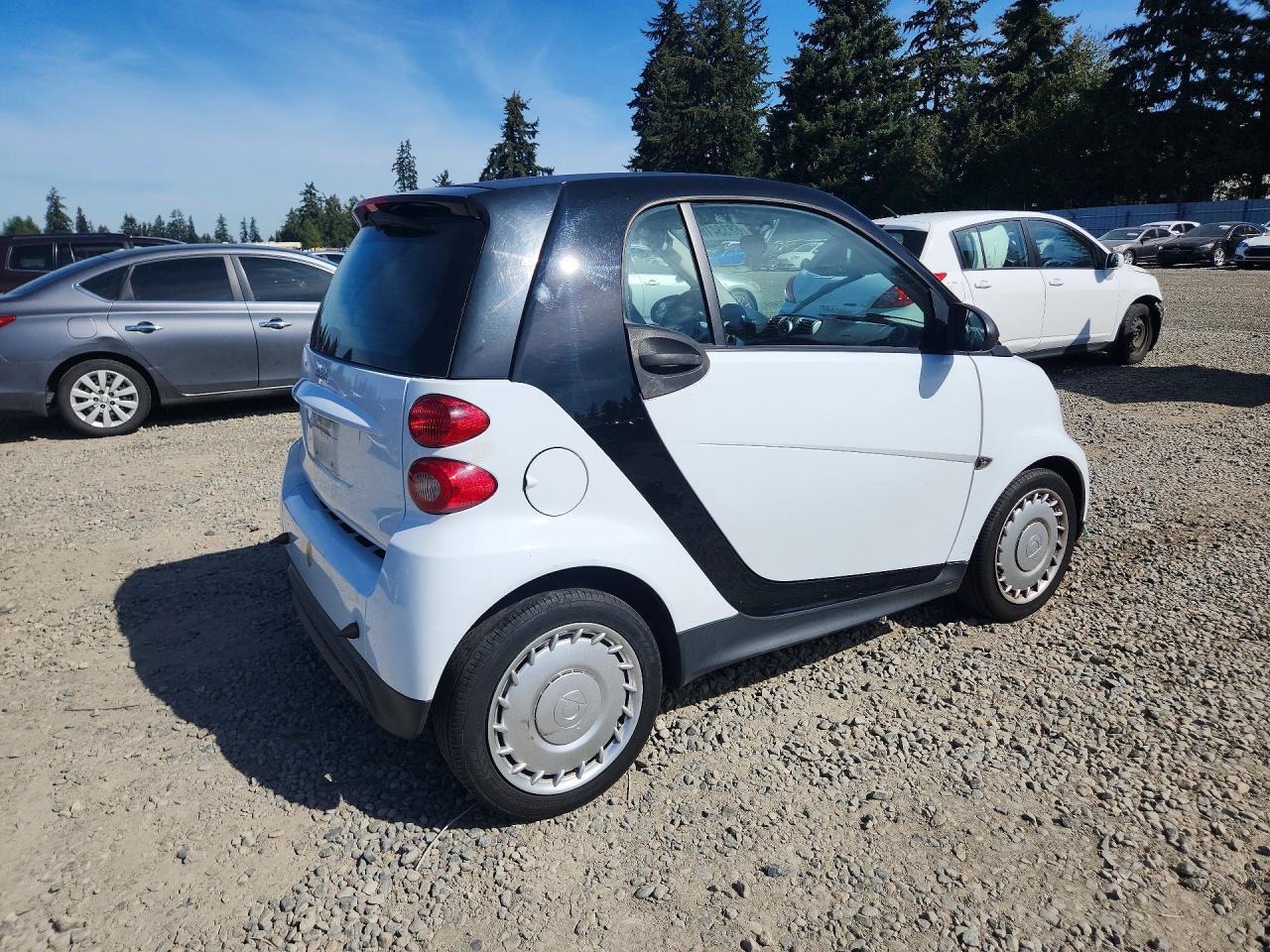2013 SMART FORTWO PURE — Фото 3 из 12