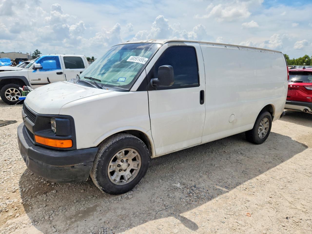 2011 CHEVROLET EXPRESS G1500 1GCSGAFX6B1190317