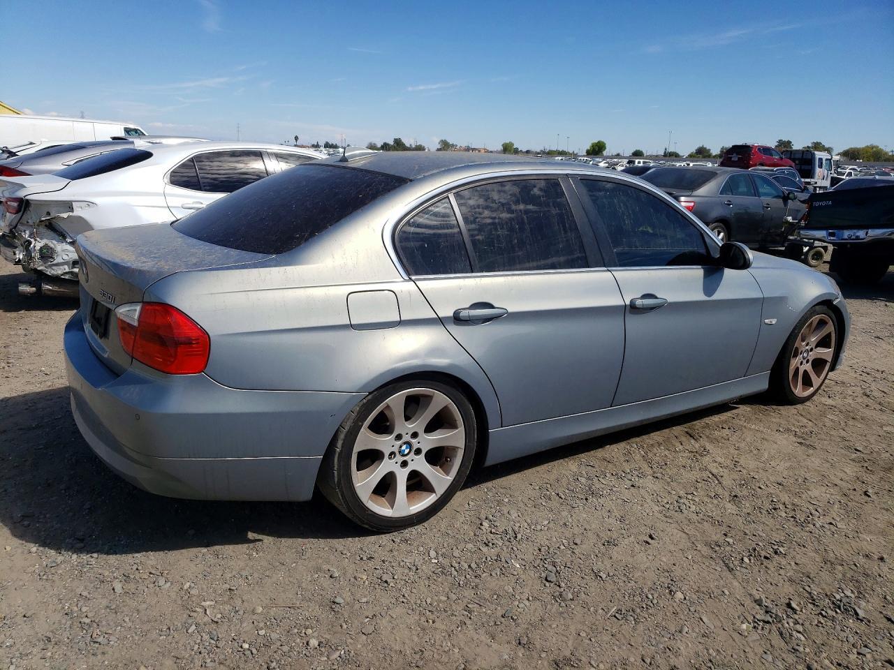 WBAVB33536KR73618 2006 BMW 330 photo no. 3