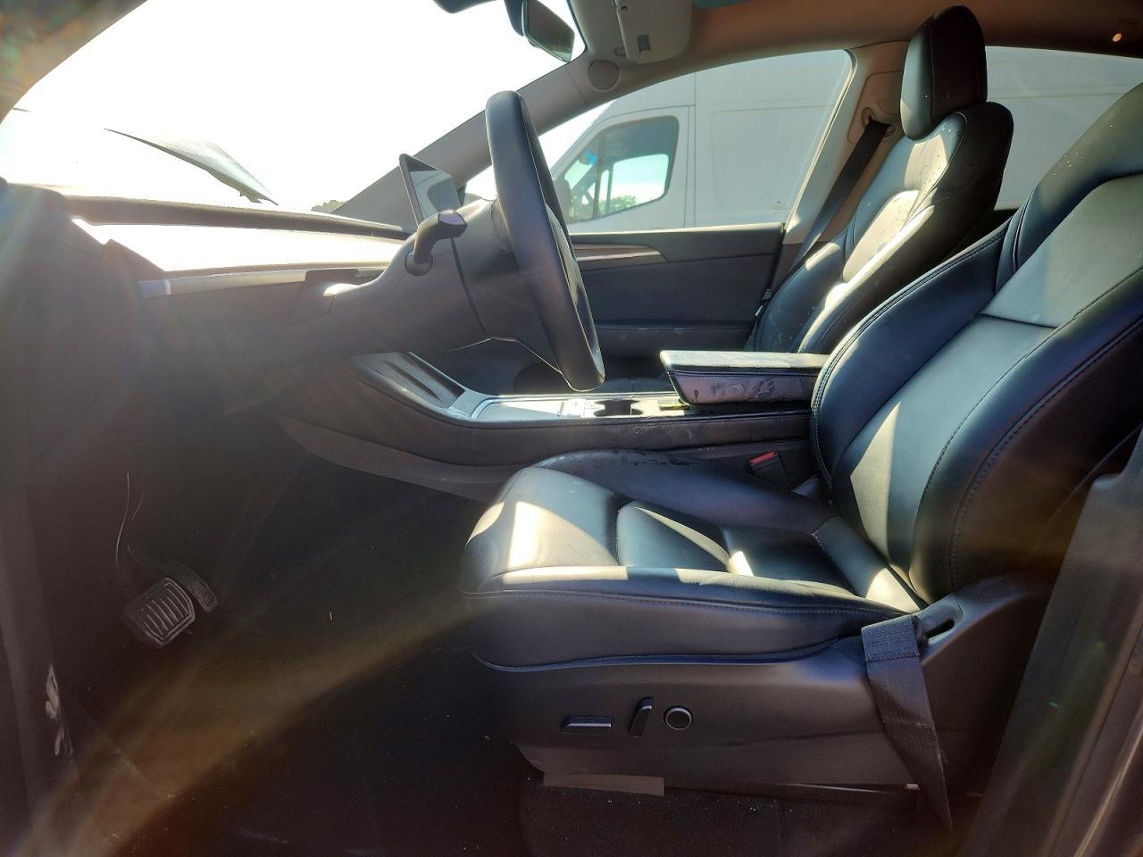 2023 TESLA MODEL Y — Фото 7 из 13