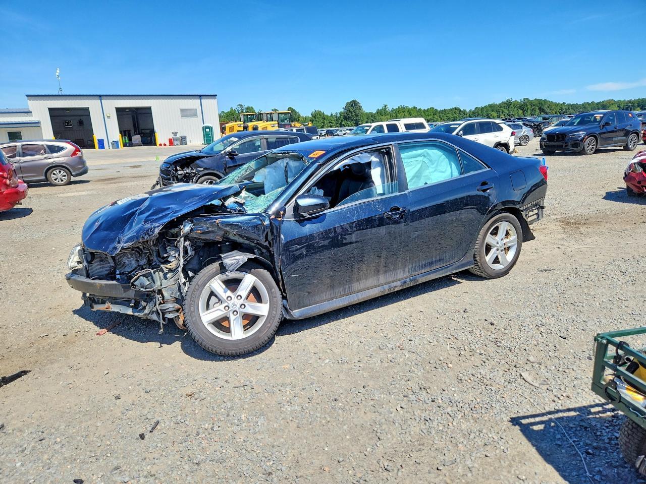 2013 TOYOTA CAMRY SE