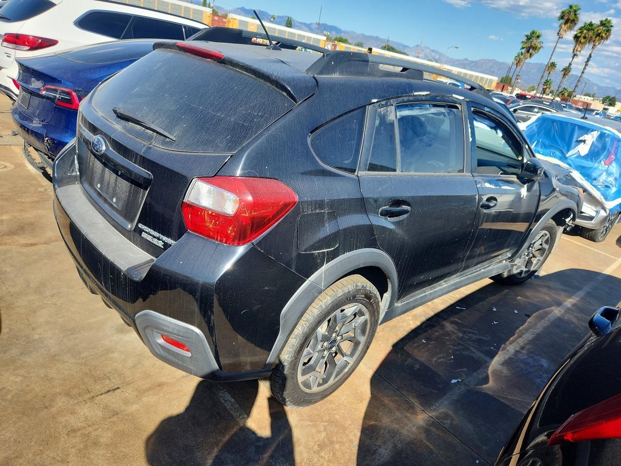 2017 SUBARU CROSSTREK PREMIUM — Фото 3 из 14