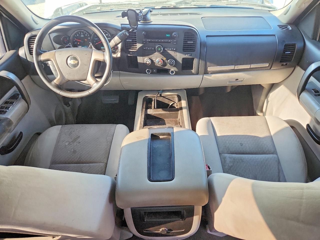 2009 CHEVROLET SILVERADO C1500 LT — Фото 8 из 12