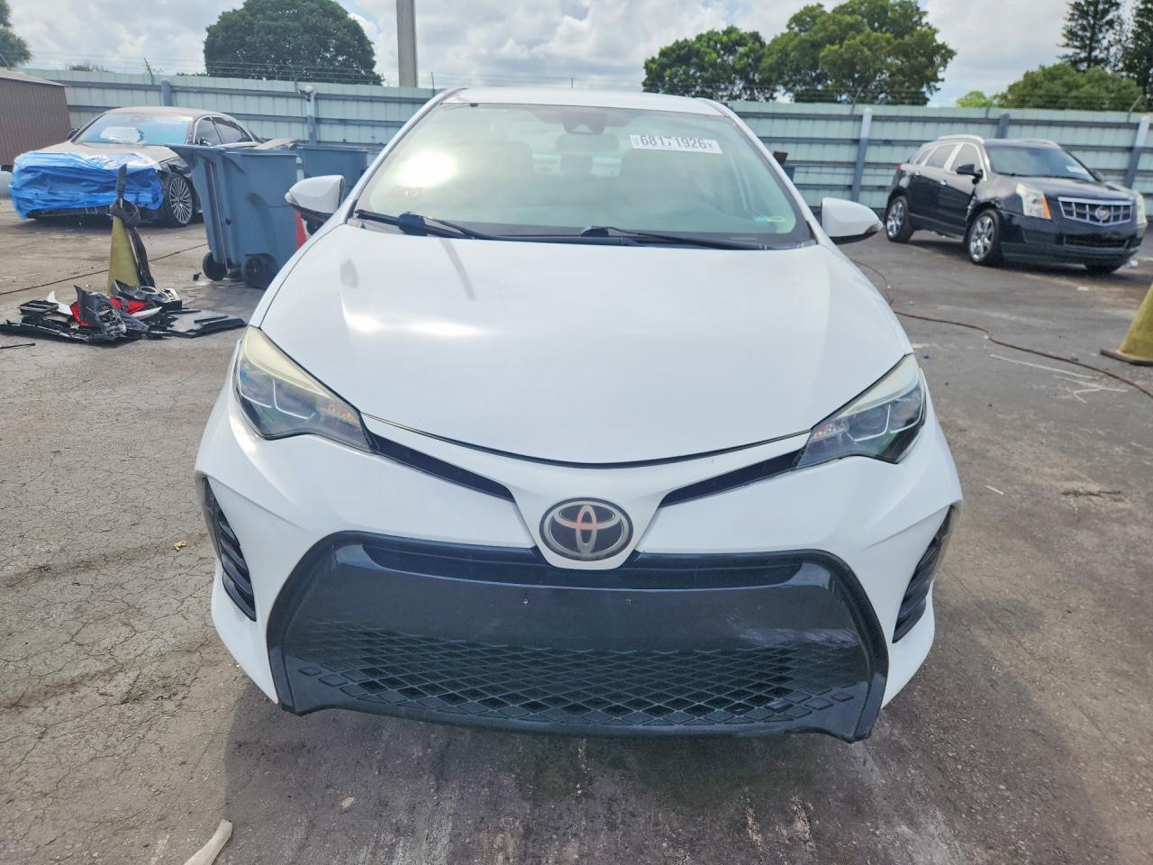 2017 TOYOTA COROLLA — Фото 5 из 12