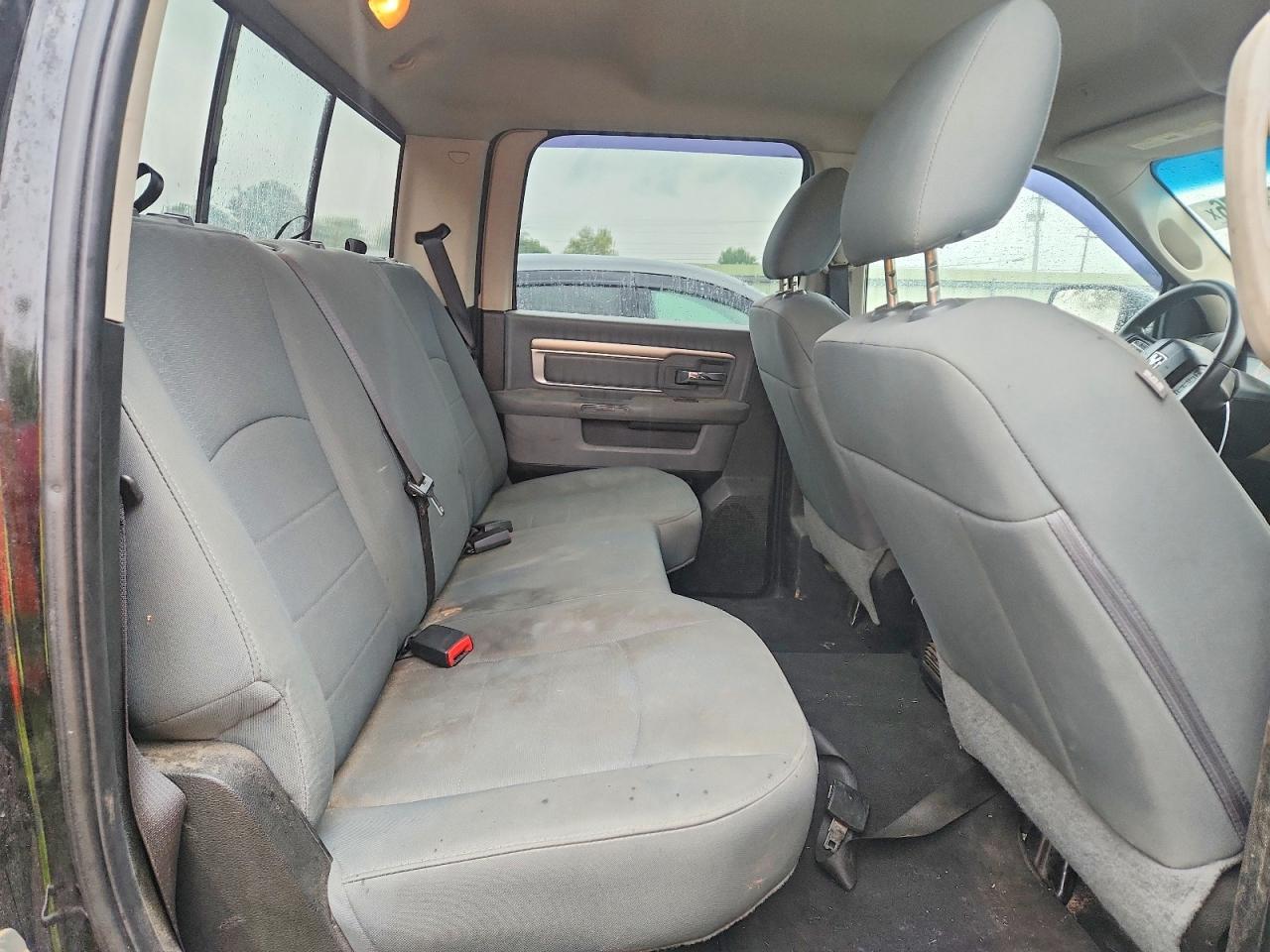 2018 RAM 1500 SLT — Фото 10 из 12