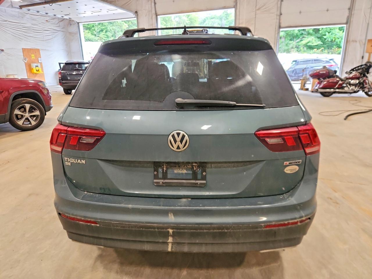 2019 VOLKSWAGEN TIGUAN SE — Фото 6 из 14