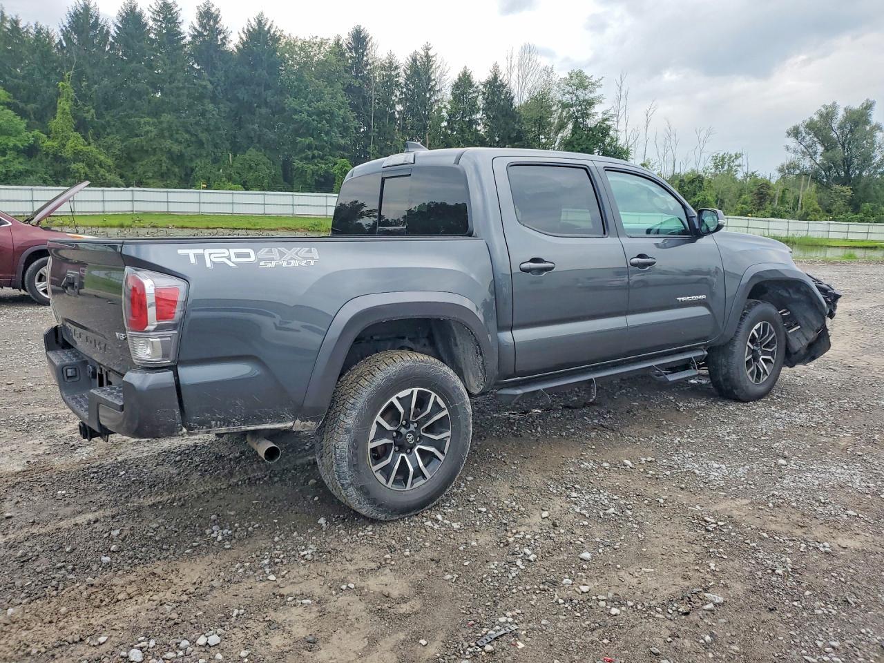 2023 TOYOTA TACOMA TRD SPORT — Фото 3 из 12