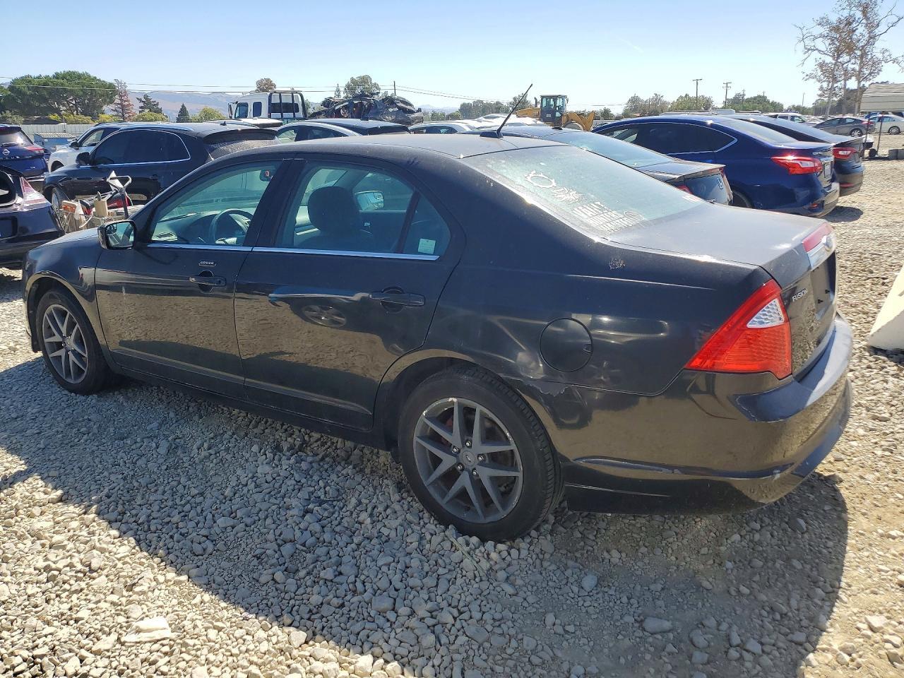 2011 FORD FUSION SEL — Фото 2 из 12