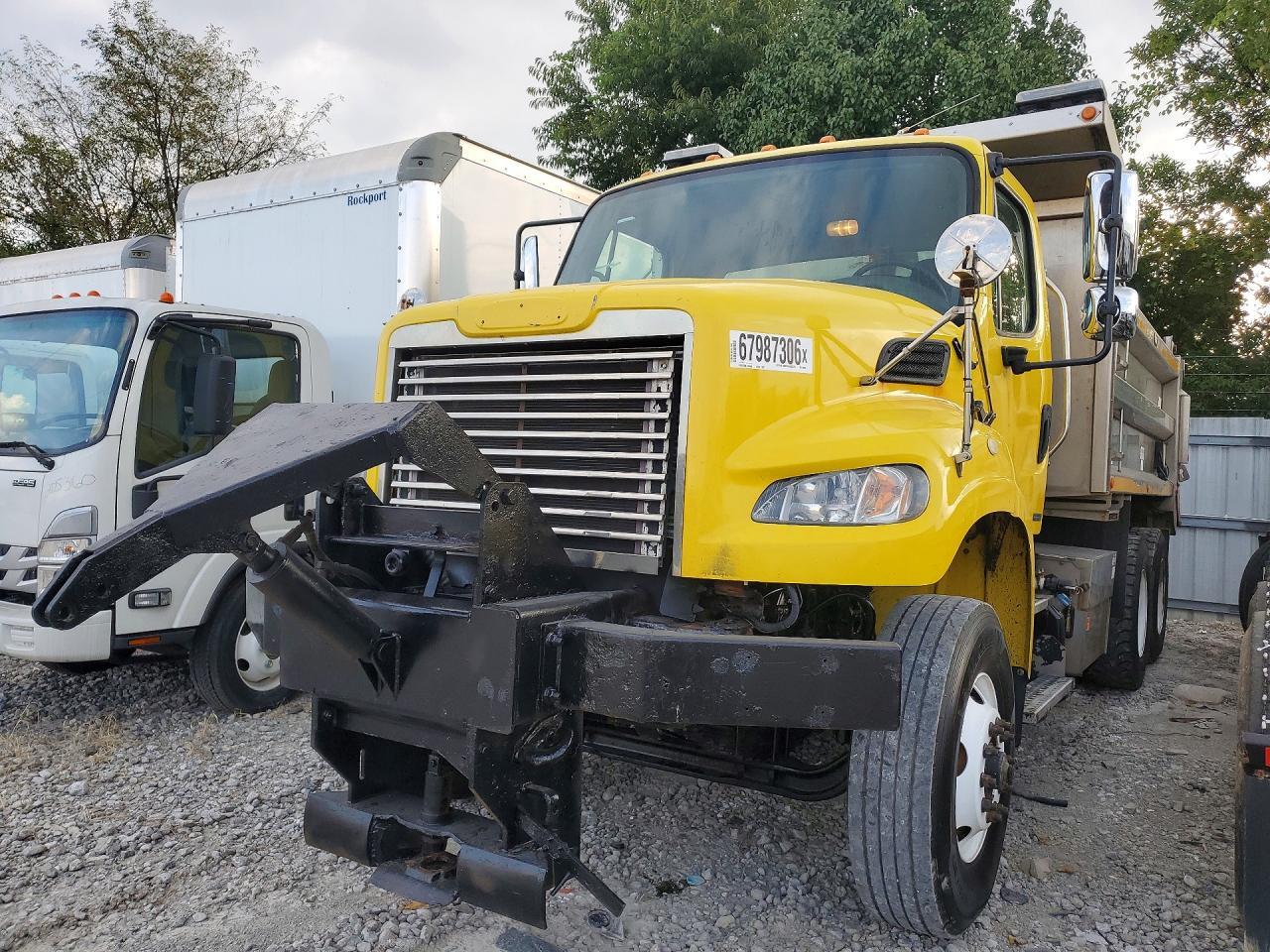 2011 FREIGHTLINER BUSINESS CLASS M2 DUMP TRUCK