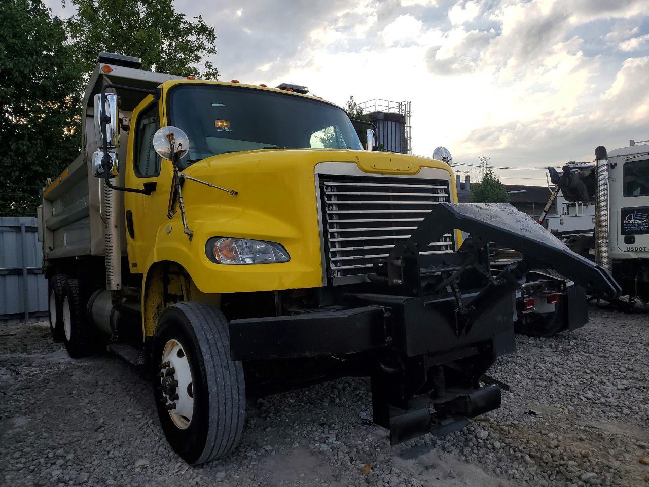 2011 FREIGHTLINER BUSINESS CLASS M2 DUMP TRUCK — Фото 4 из 12