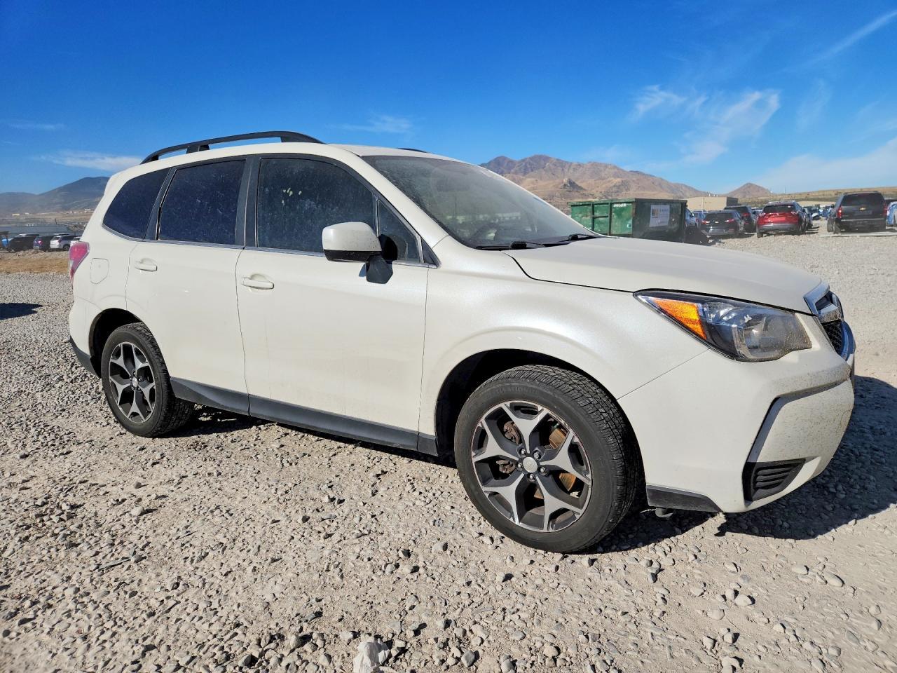 2016 SUBARU FORESTER 2.0XT PREMIUM — Фото 4 из 12