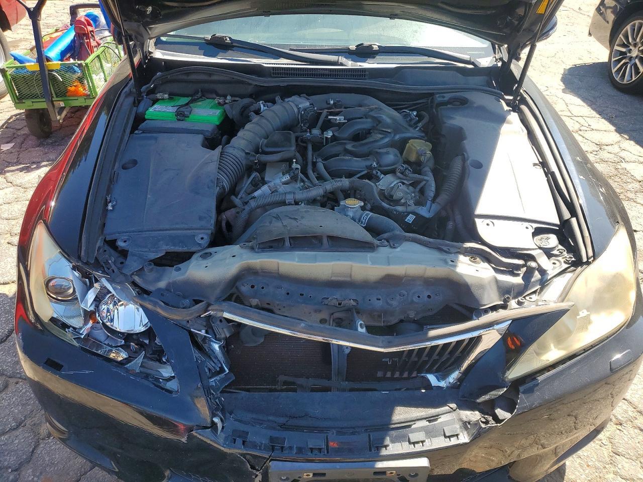 2010 LEXUS IS 250 — Фото 11 из 12