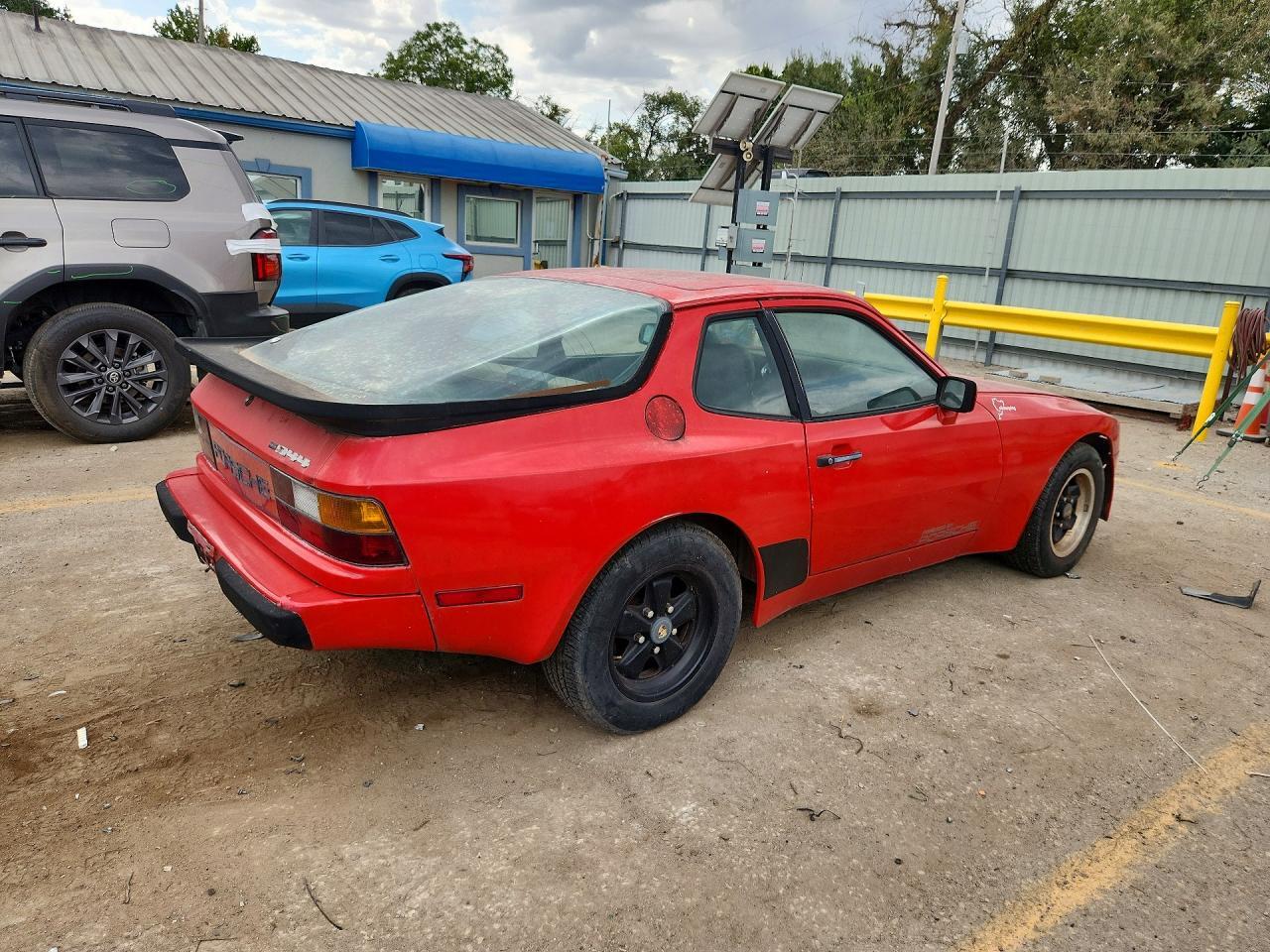 1983 PORSCHE 944 — Фото 3 из 12
