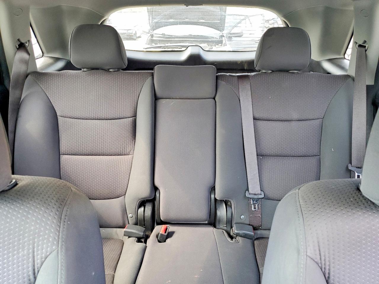 2011 KIA SORENTO LX — Фото 10 из 13