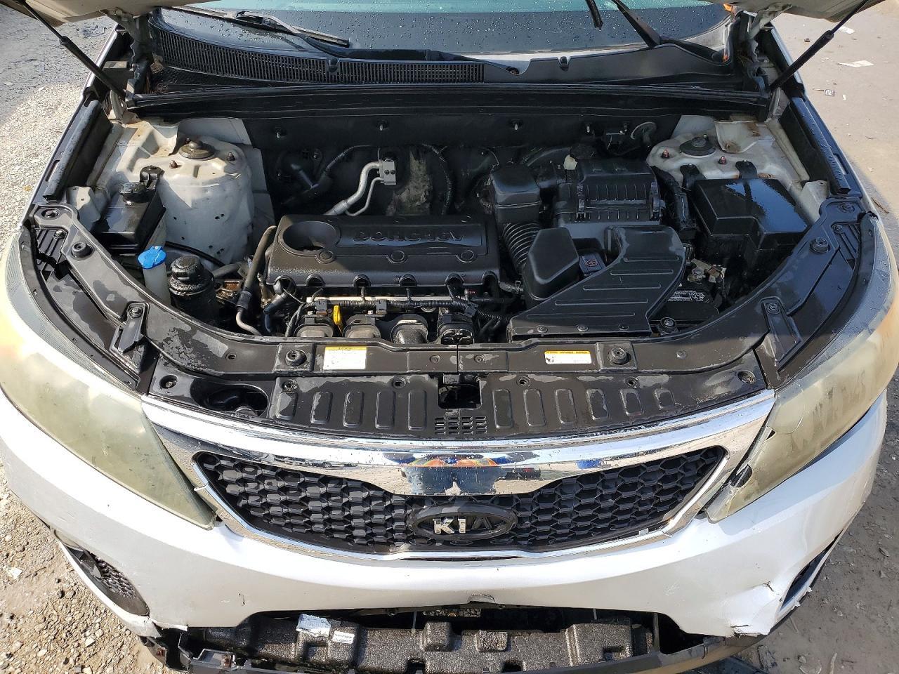 2011 KIA SORENTO LX — Фото 12 из 13