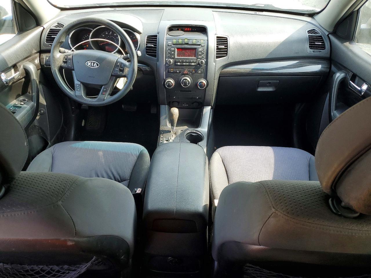 2011 KIA SORENTO LX — Фото 8 из 13