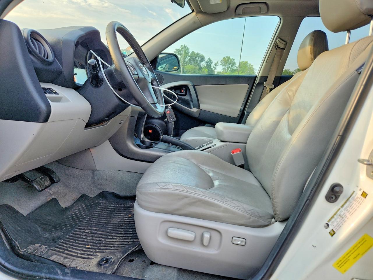 2010 TOYOTA RAV4 LIMITED — Фото 7 из 13