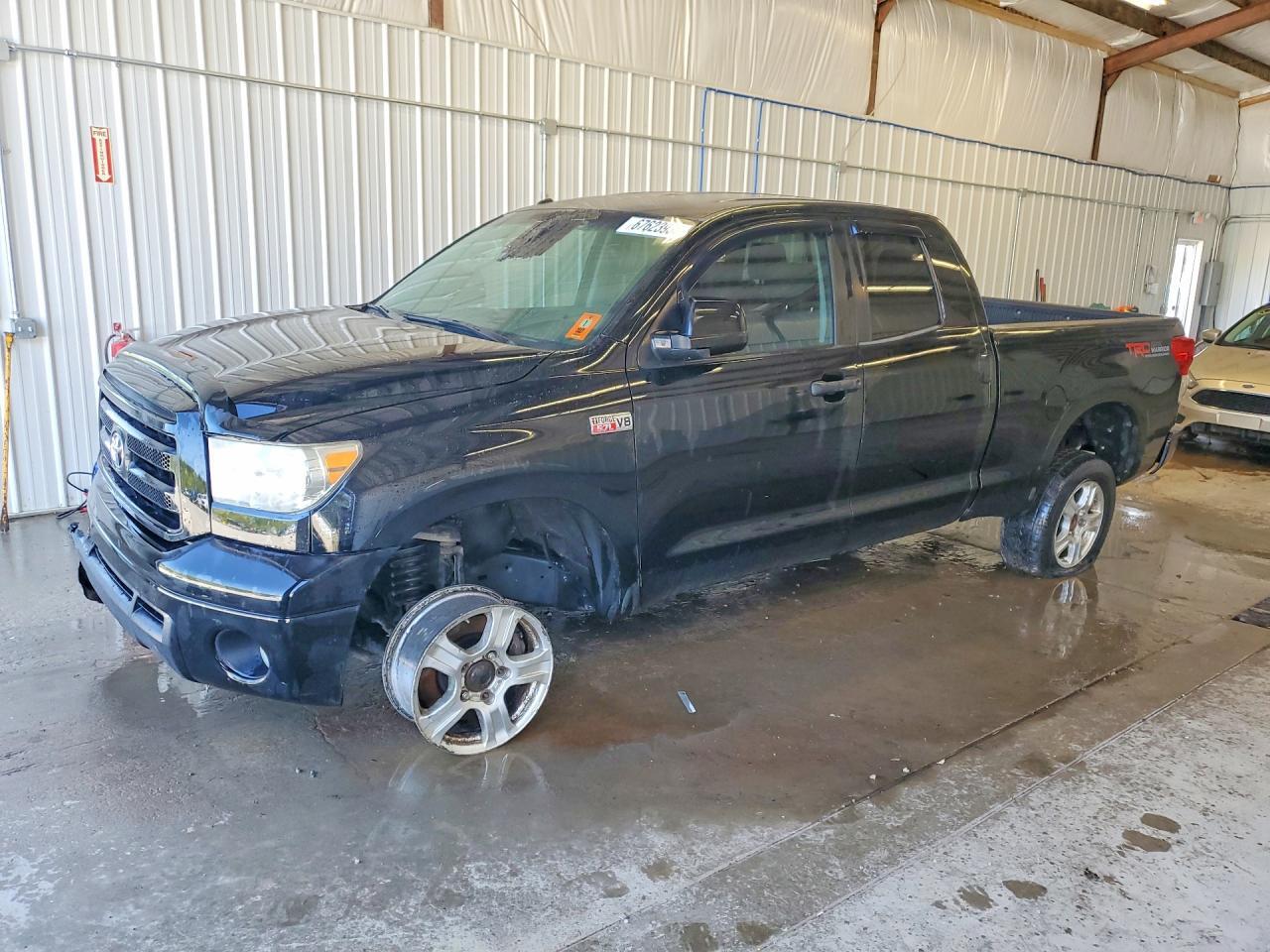 2010 TOYOTA TUNDRA DOUBLE CAB SR5