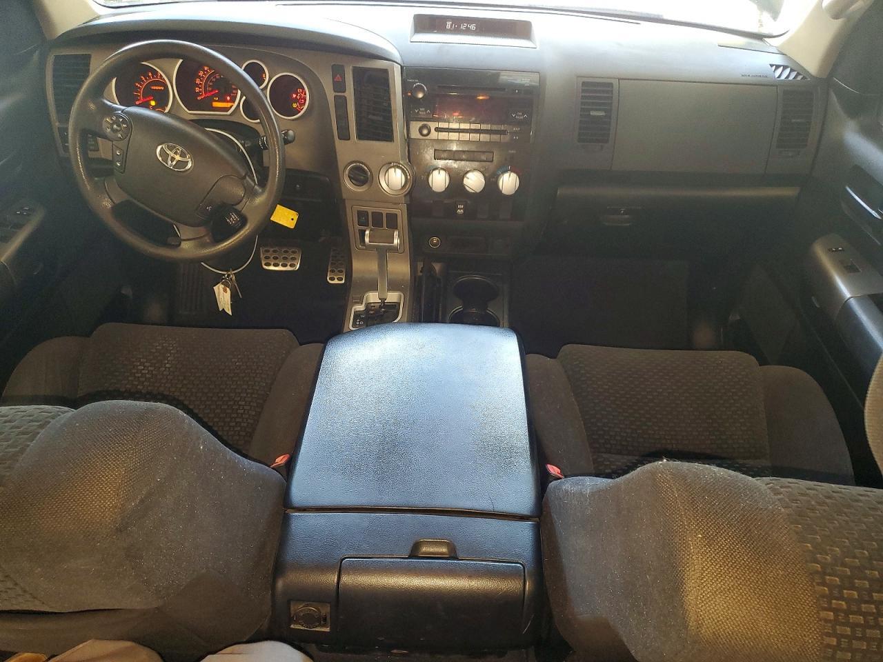 2010 TOYOTA TUNDRA DOUBLE CAB SR5 — Фото 8 из 12
