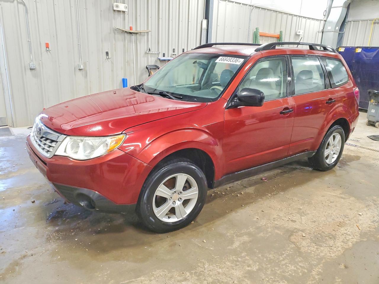 2011 SUBARU FORESTER JF2SHBBC3BH764385