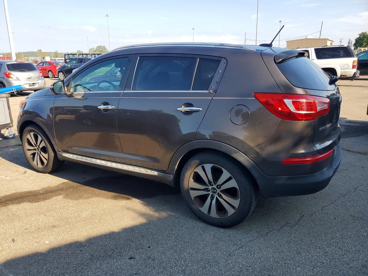 KNDPC3A20C7345824 2012 KIA SPORTAGE photo no. 2