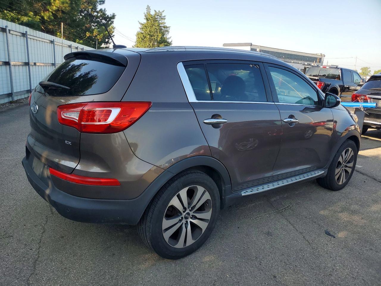 KNDPC3A20C7345824 2012 KIA SPORTAGE photo no. 3