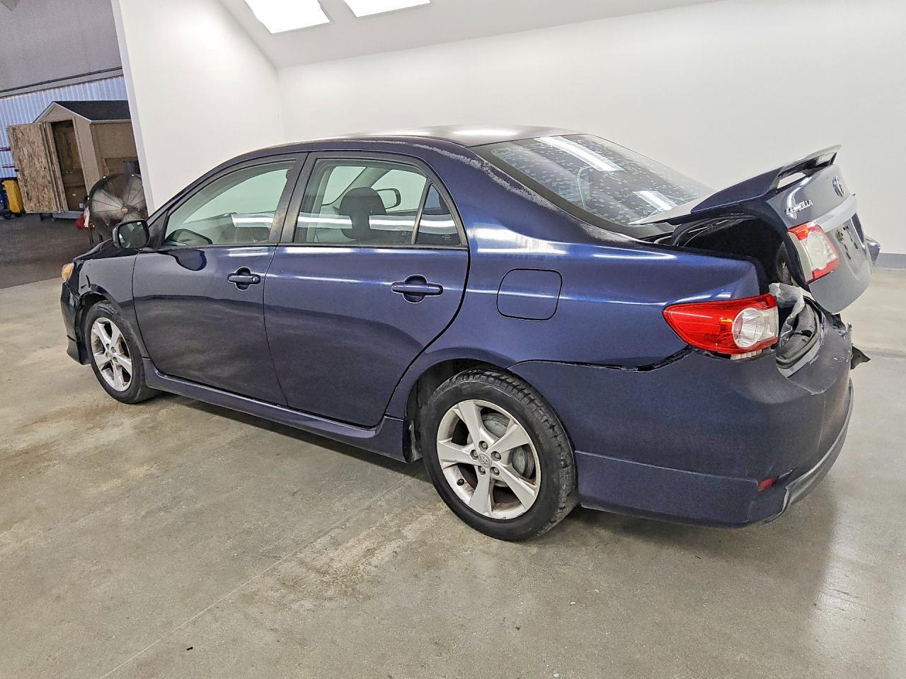 2011 TOYOTA COROLLA S — Фото 2 из 12