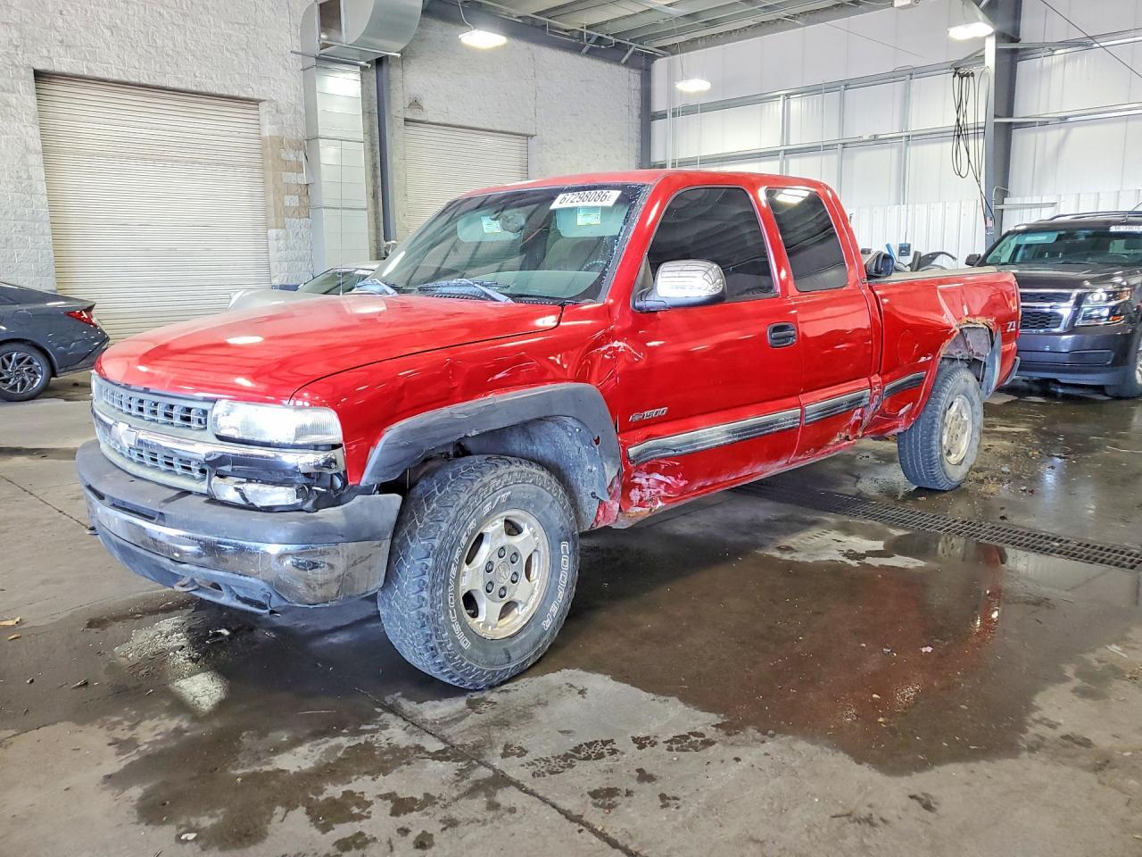 2002 CHEVROLET SILVERADO 2GCEK19T621302404