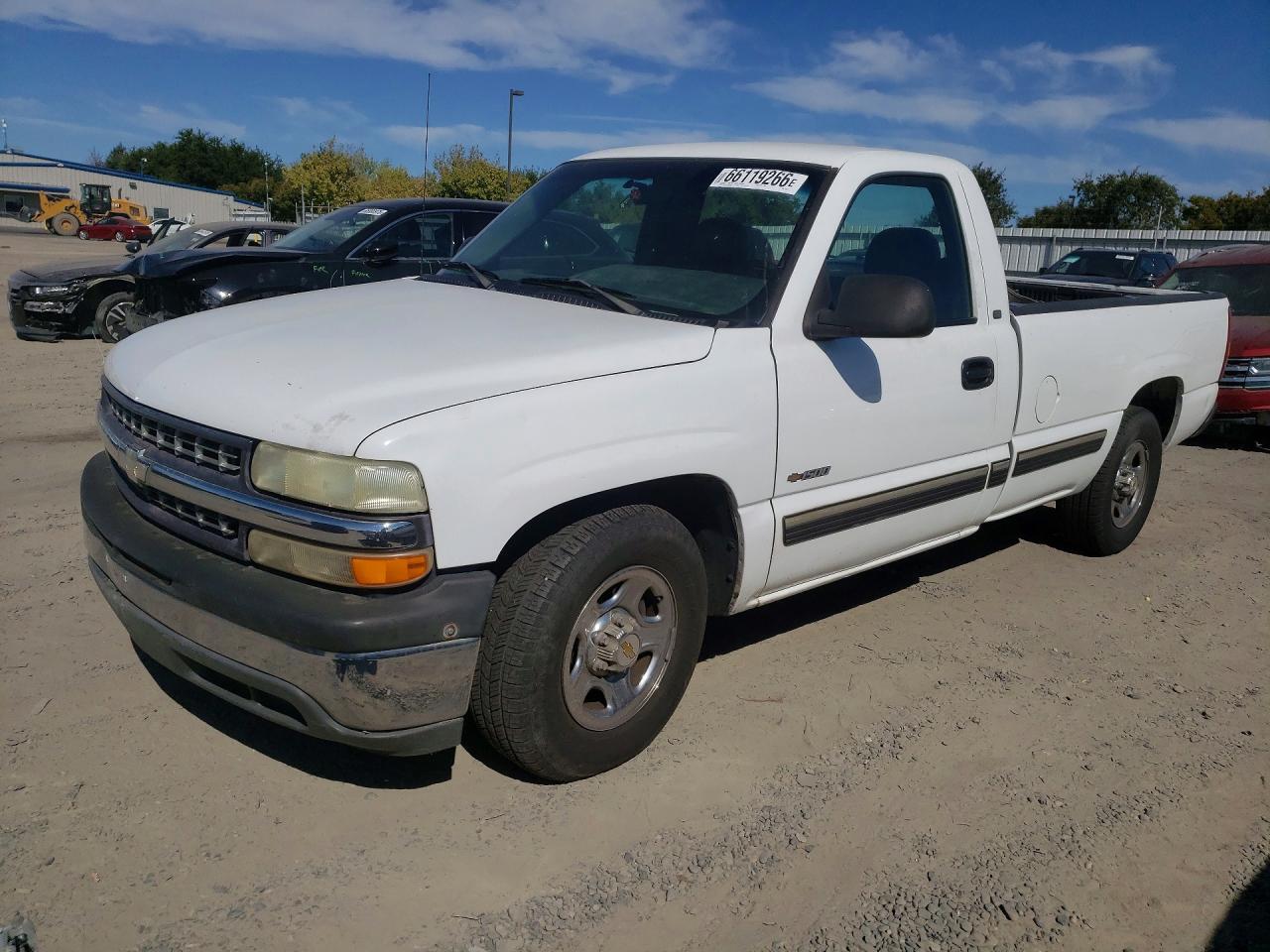 2000 CHEVROLET SILVERADO 1GCEC14V3YE274753
