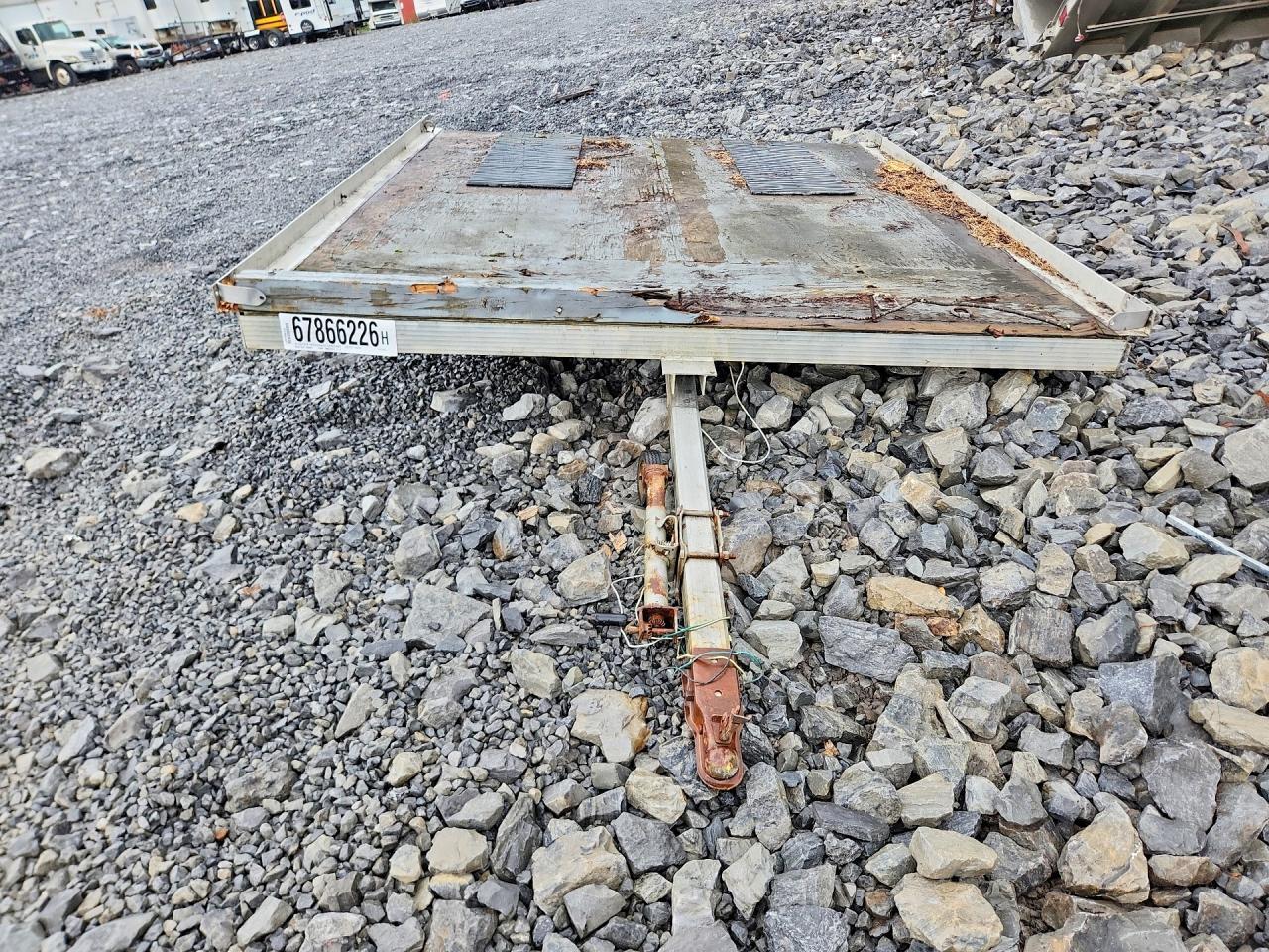 1995 TRITON  UTILITY TRAILER — Фото 5 из 9