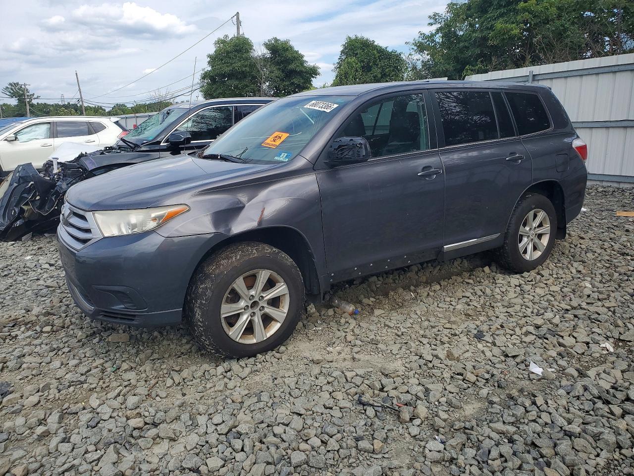 2012 TOYOTA HIGHLANDER BASE