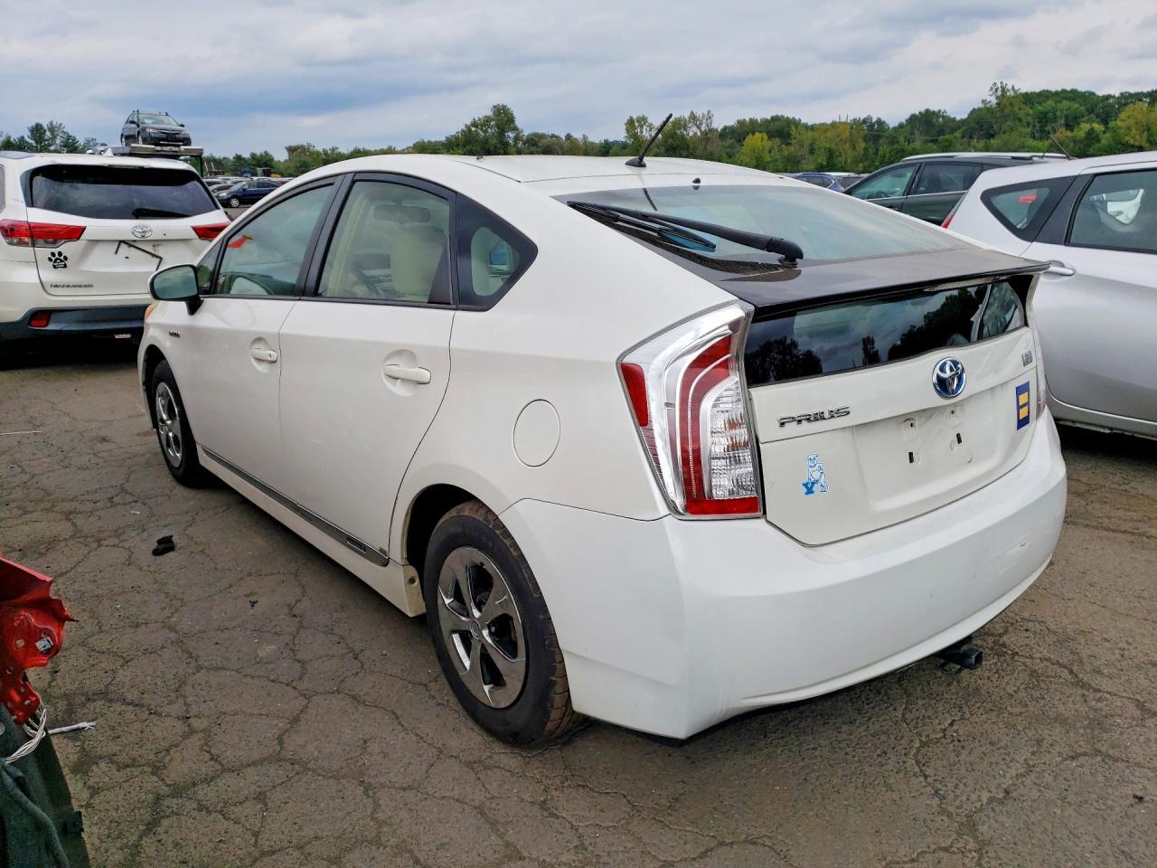 JTDKN3DU5C5517679 2012 TOYOTA PRIUS photo no. 2