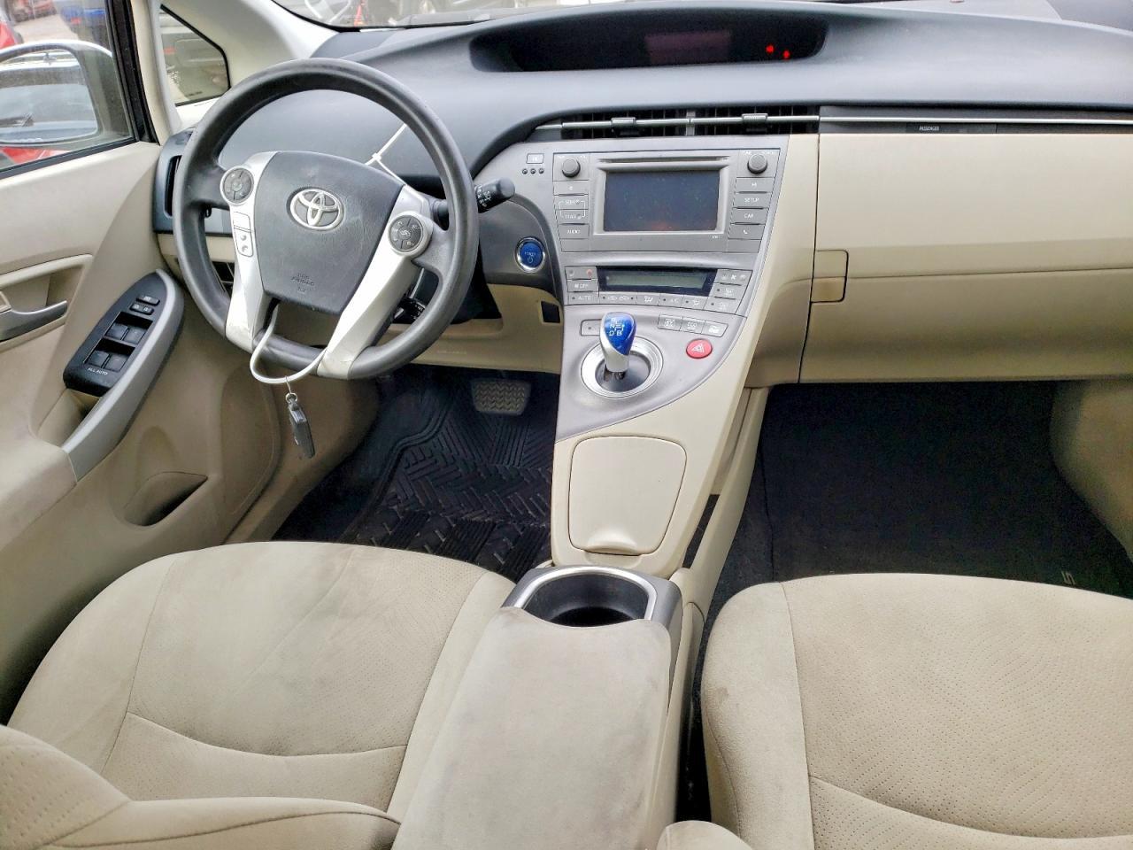 JTDKN3DU5C5517679 2012 TOYOTA PRIUS photo no. 8