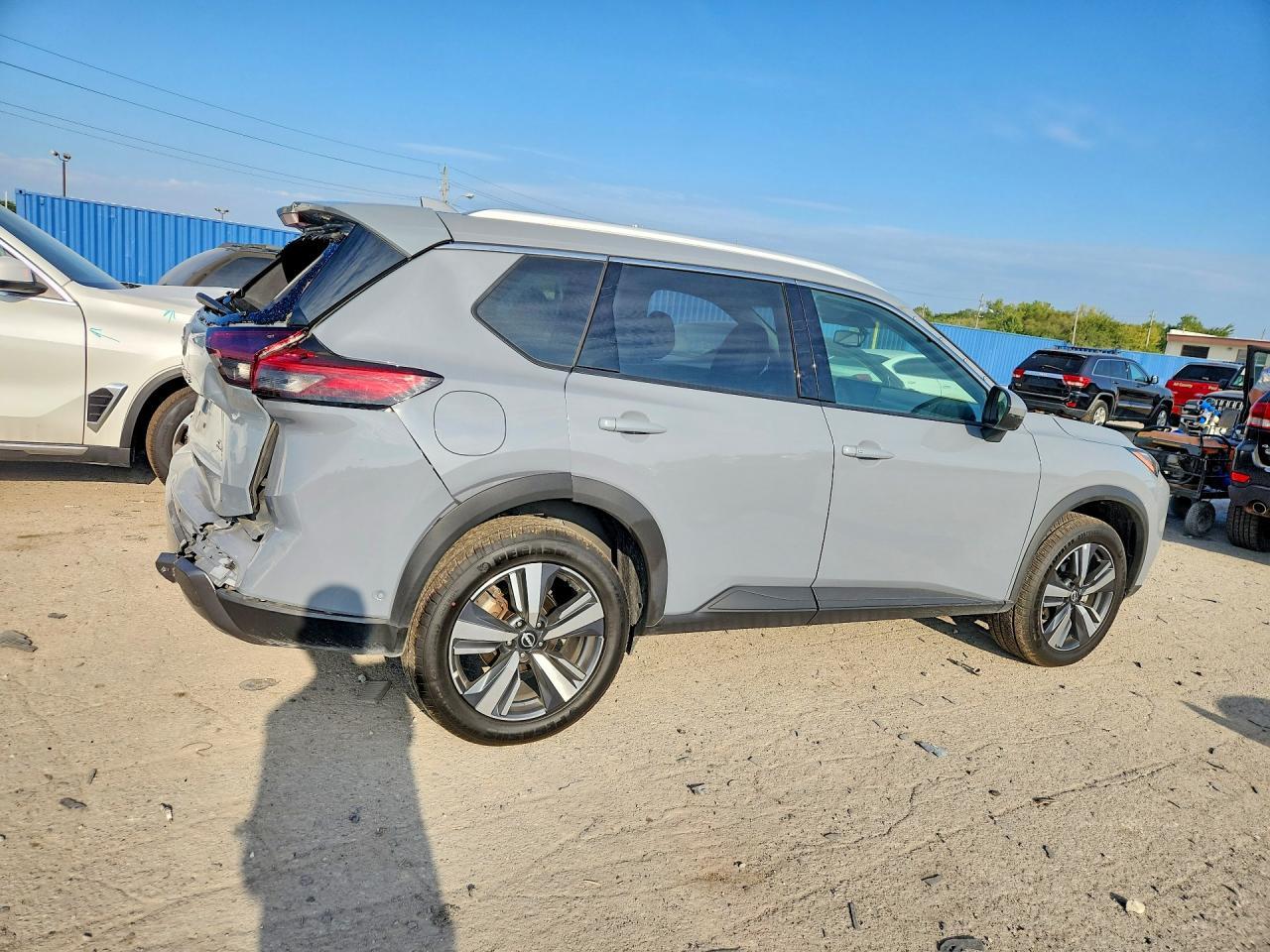 2026 NISSAN ROGUE SL — Фото 3 из 13